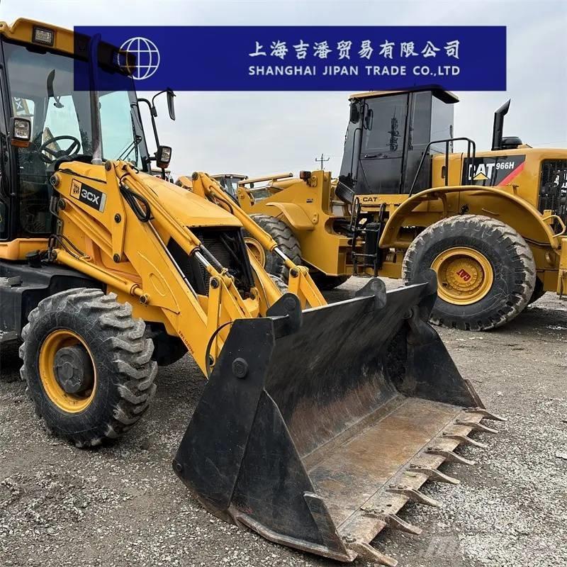 JCB 3 CX Kolesové nakladače