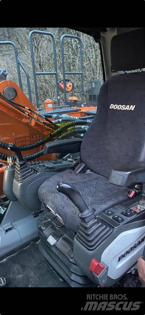 Doosan DX 235 NLC-5 Pásové rýpadlá