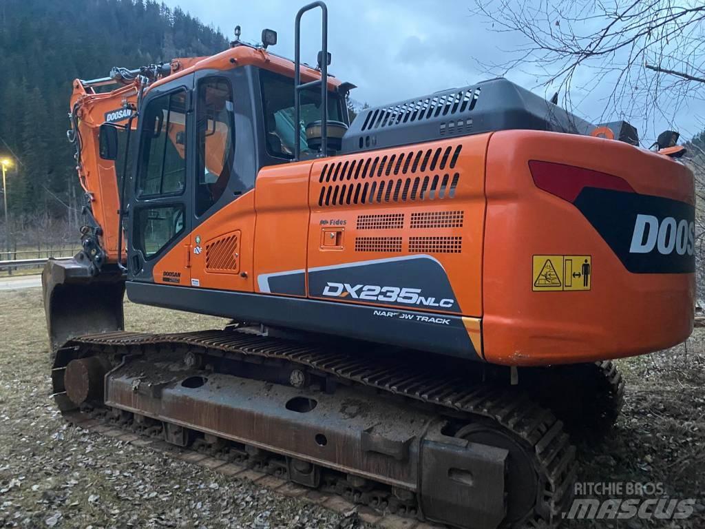 Doosan DX 235 NLC-5 Pásové rýpadlá