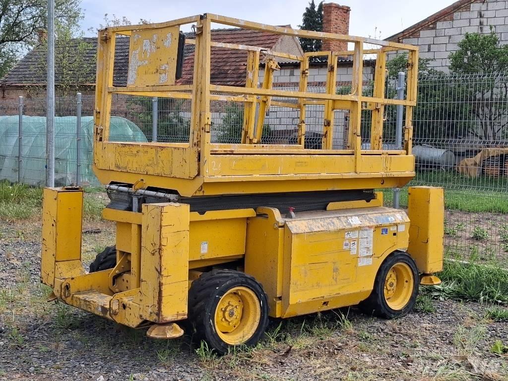 Genie GS 3268 Nožnicové zdvíhacie plošiny