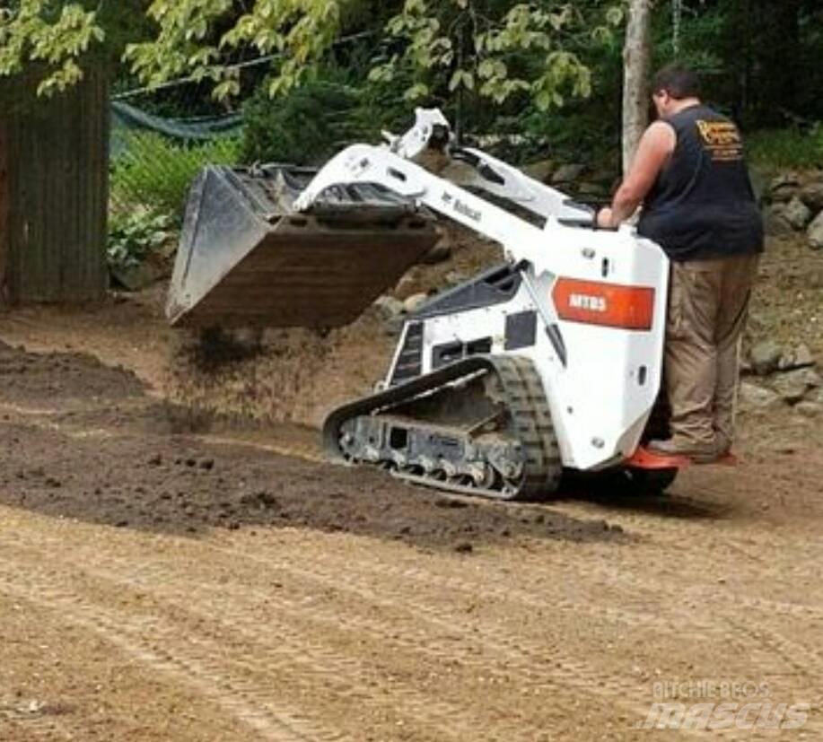 Bobcat MT 85 Šmykom riadené nakladače
