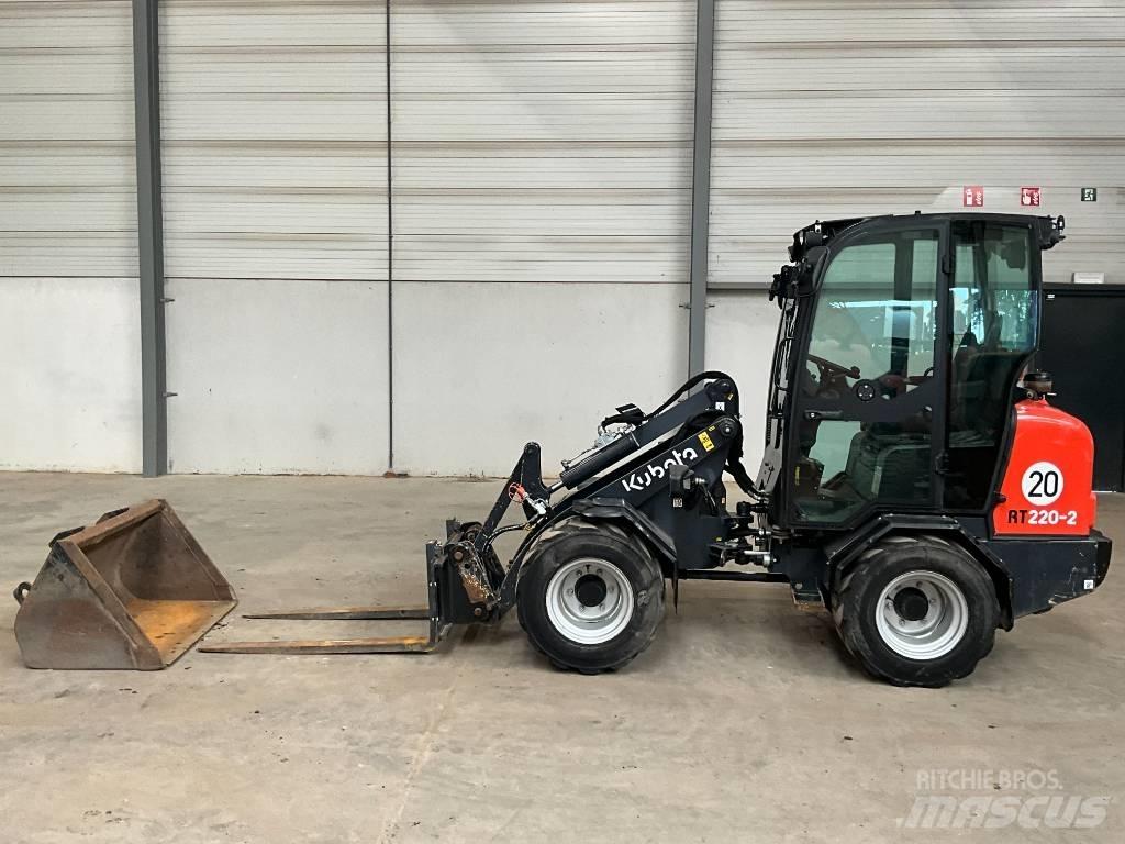 Kubota RT 220-2 Kolesové nakladače