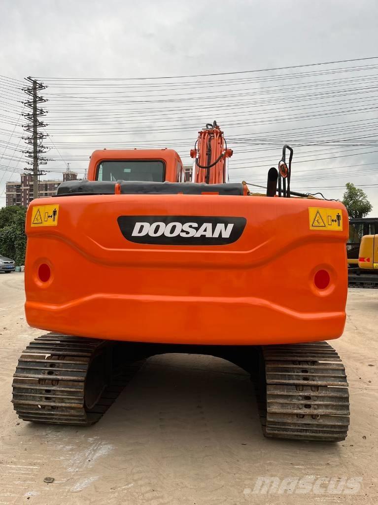 Doosan DX 140 LC Pásové rýpadlá