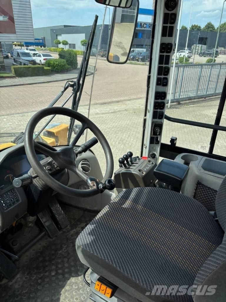 Volvo L 70 F Kolesové nakladače