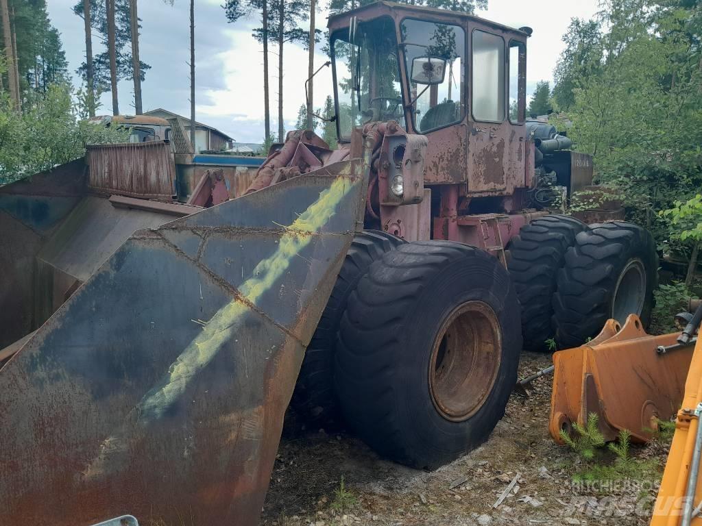 Valmet 1200 Kolesové nakladače