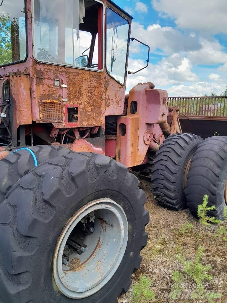 Valmet 1200 Kolesové nakladače