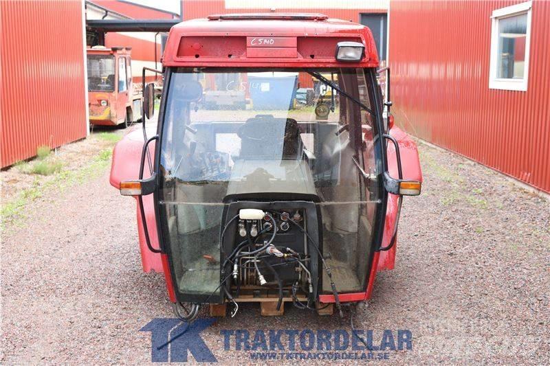 CASE 5140 Maxxum Kabíny a interiér