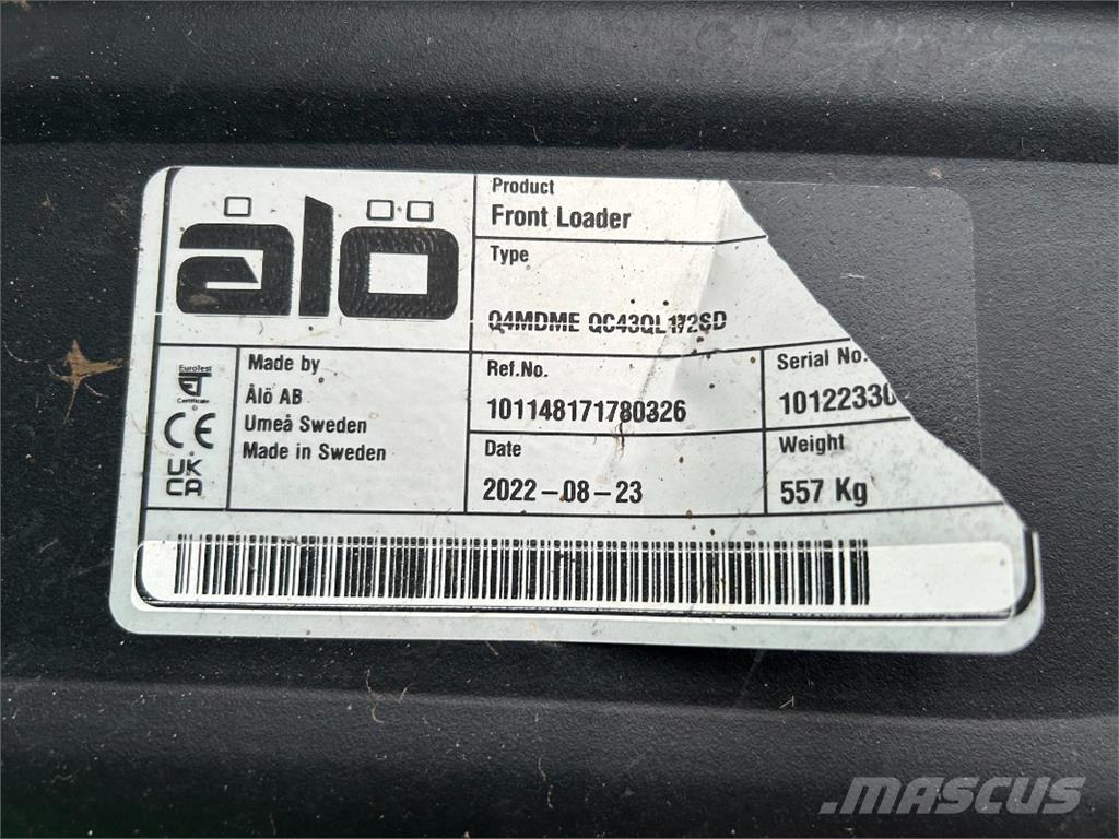 John Deere 5100M Traktory