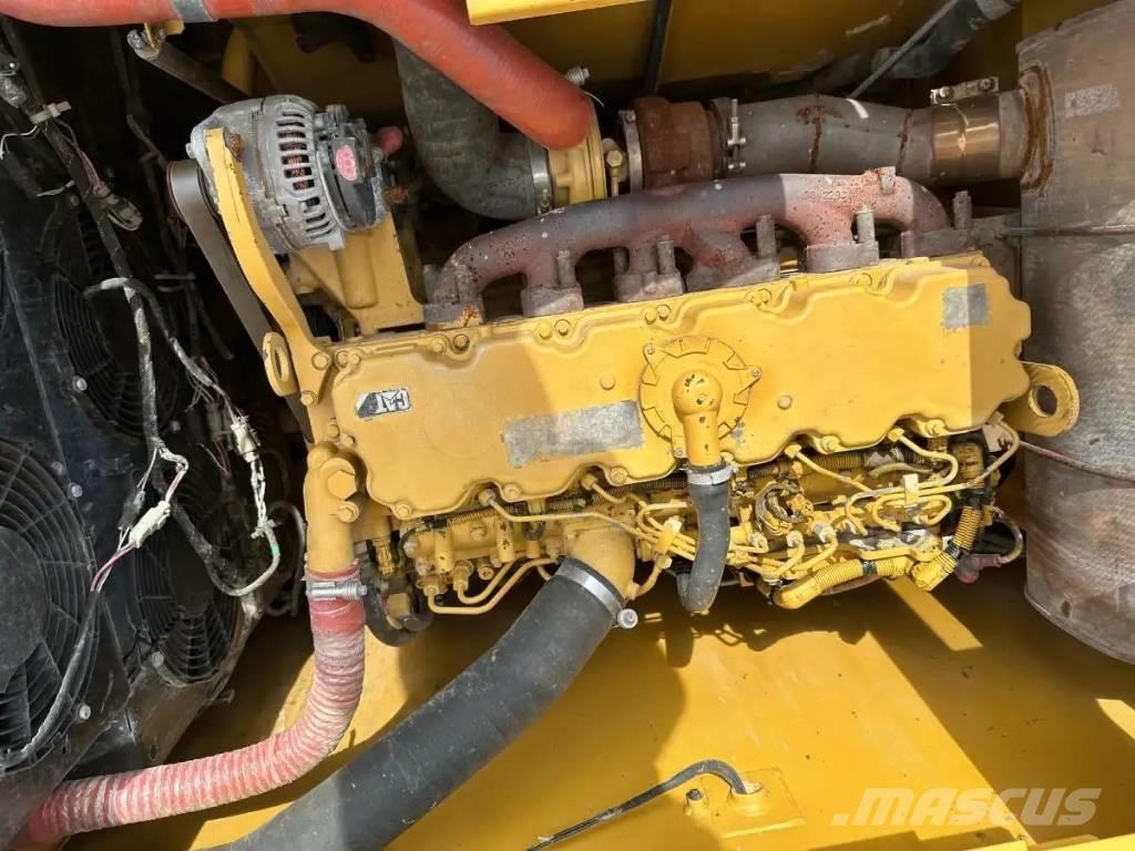 CAT 330GC Pásové rýpadlá