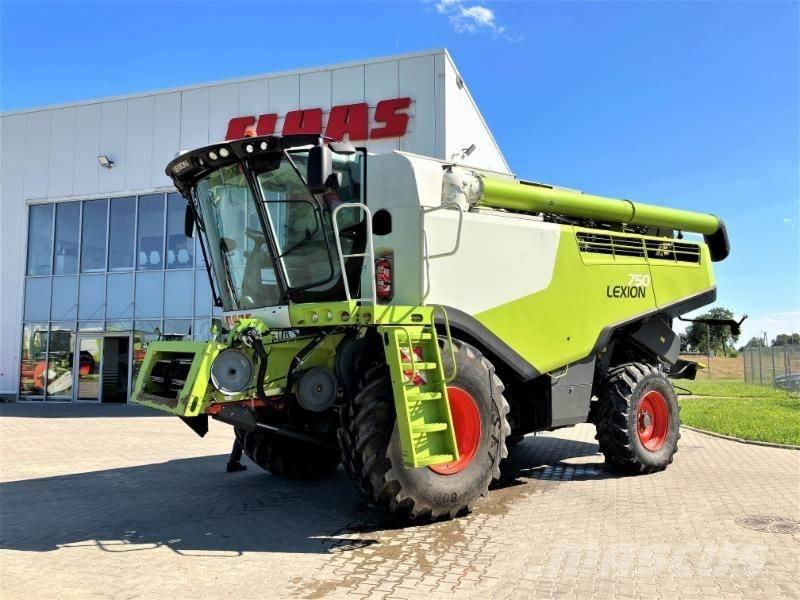 CLAAS LEXION 750 Kombinované zberacie stroje