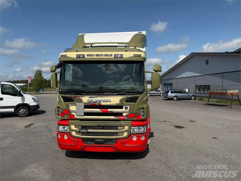 Scania P320 4x2 Skriňová nadstavba