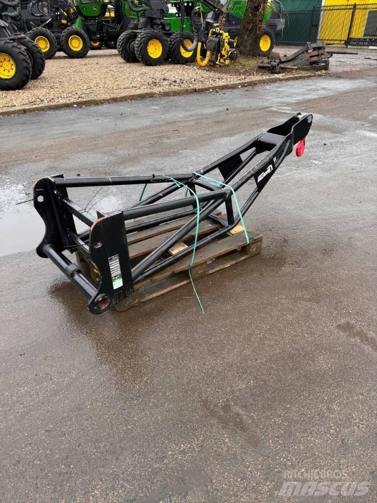 Manitou P2000 Kladkostroje, navijaky a stavebné výťahy