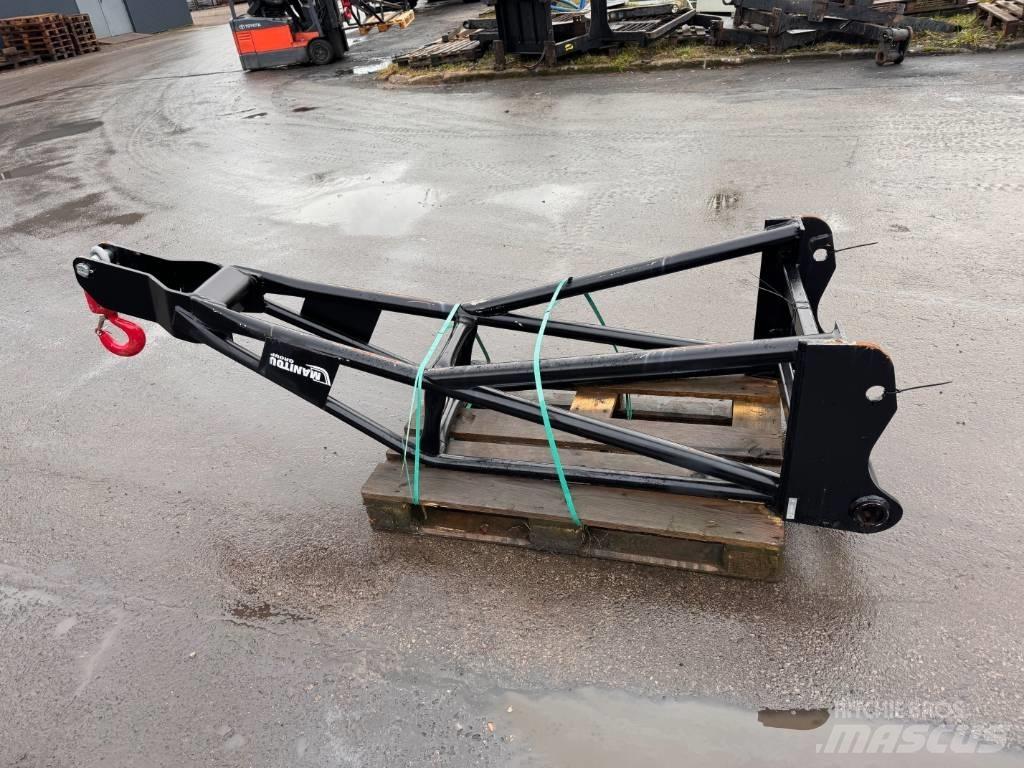 Manitou P2000 Kladkostroje, navijaky a stavebné výťahy