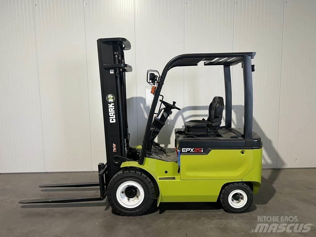 Clark EPX25i Akumulátorové vozíky
