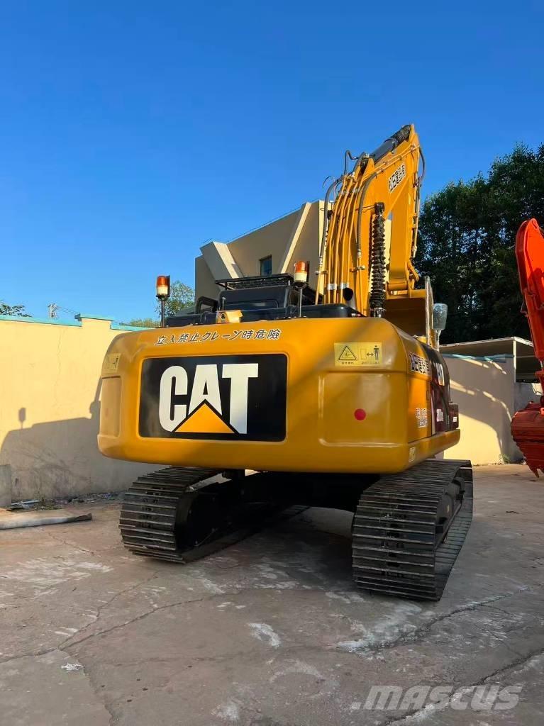 CAT 320 D Pásové rýpadlá