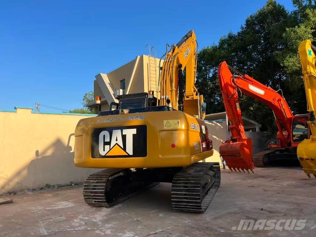 CAT 320 D Pásové rýpadlá