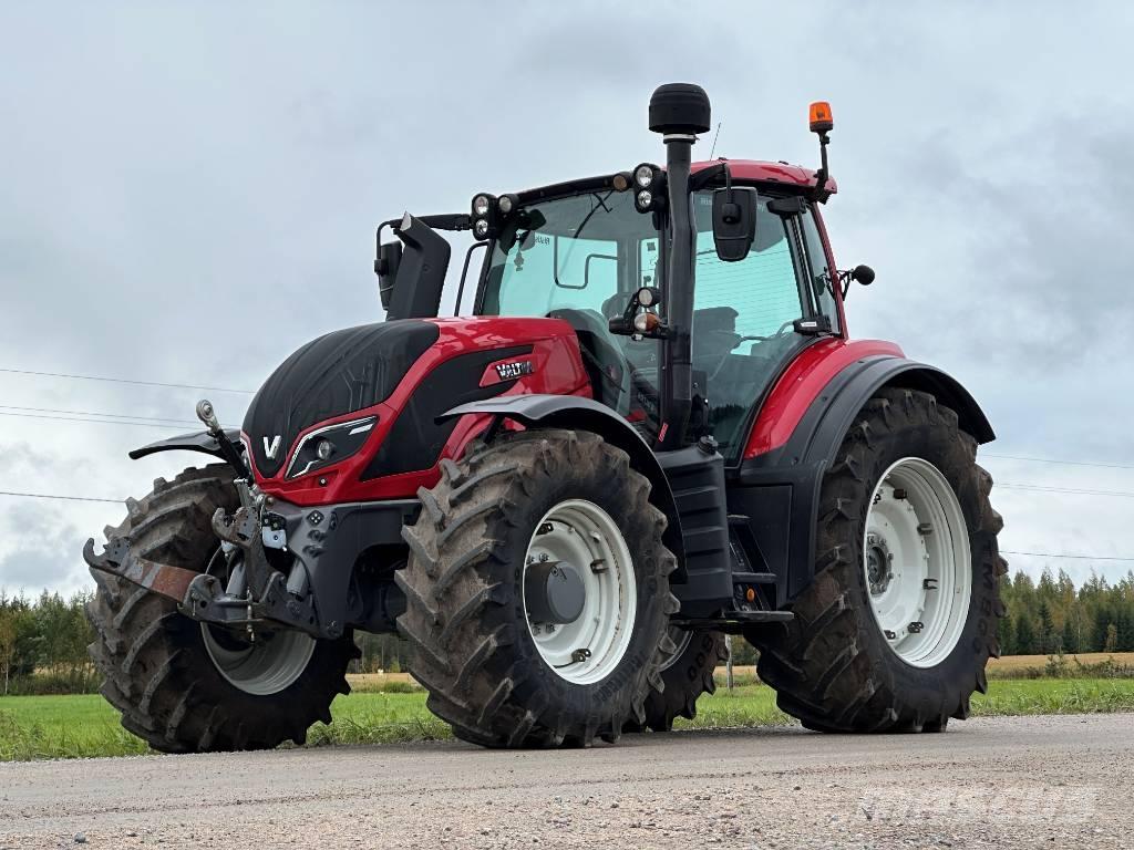Valtra T 194 Traktory