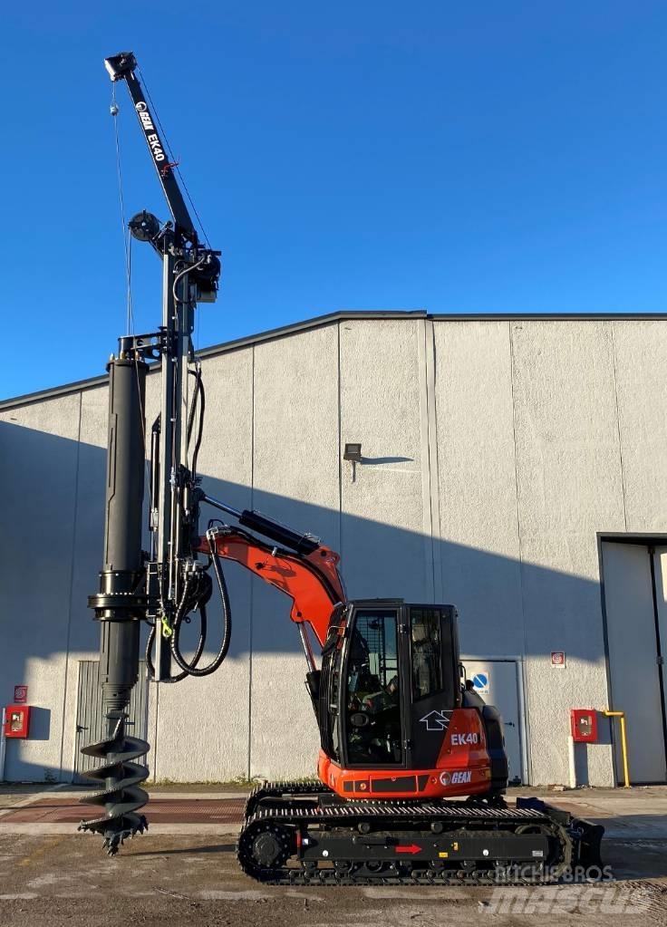  GEAX EK40L Pilierovej žeriav