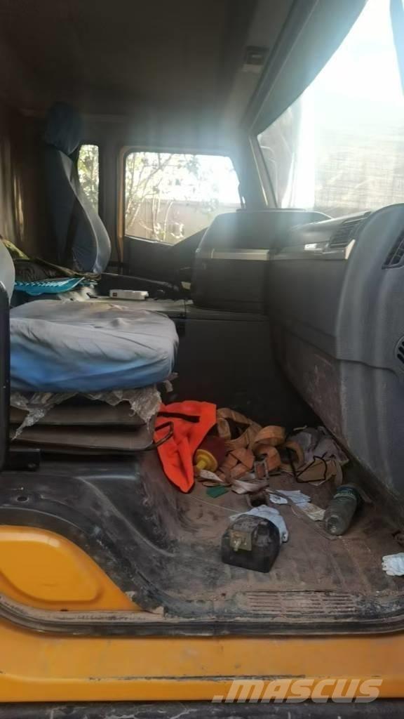 Sany STC 1000 S Univerzálne terénne žeriavy