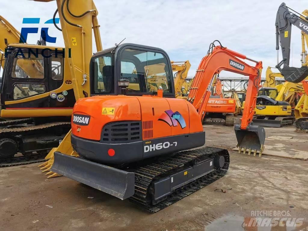 Doosan DH 60 Mini rýpadlá < 7t