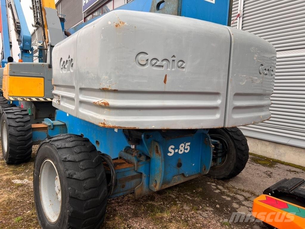 Genie S 85 Kĺbové plošiny