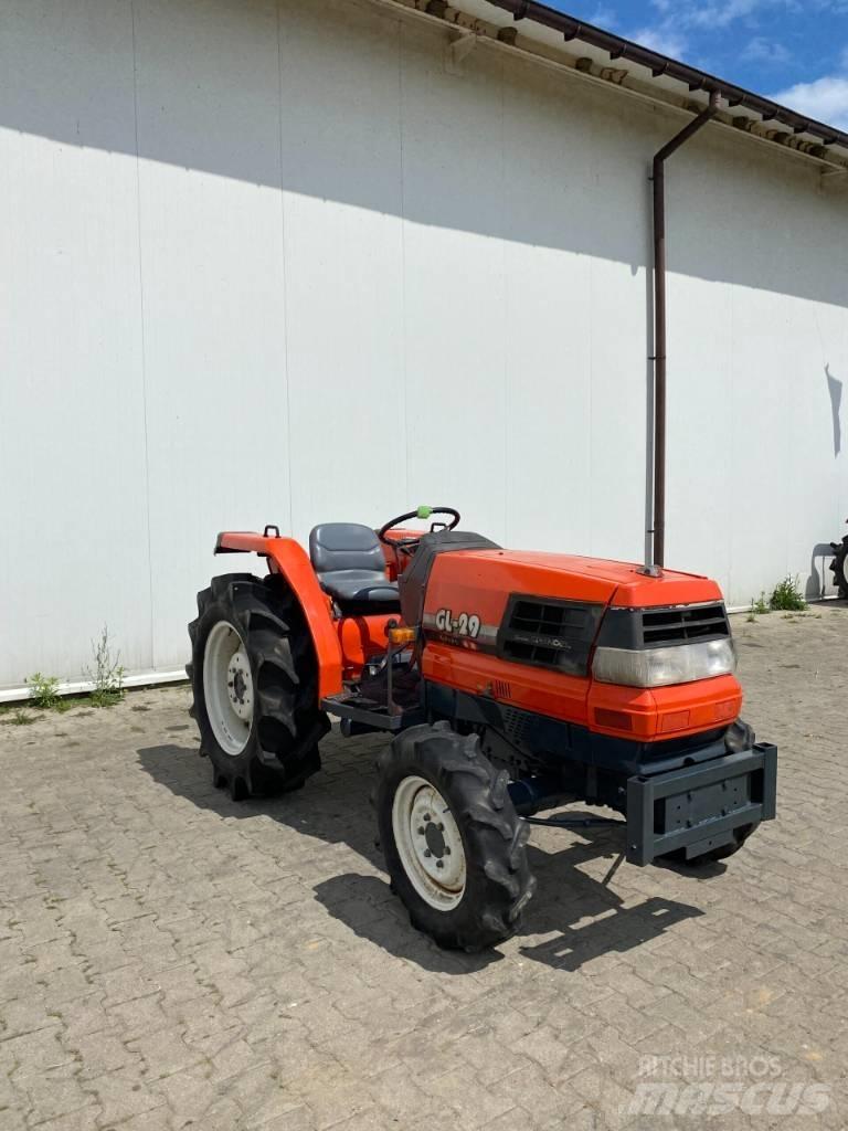 Kubota GL29 Kompaktné traktory