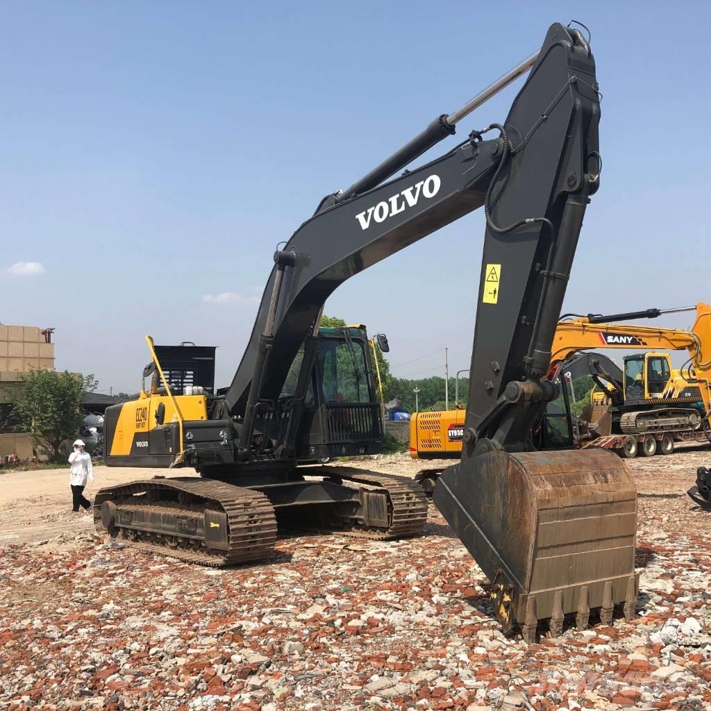 Volvo EC240 Pásové rýpadlá
