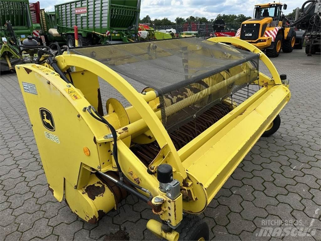 John Deere 630 C Príslušenstvo strojov na seno a krmivo