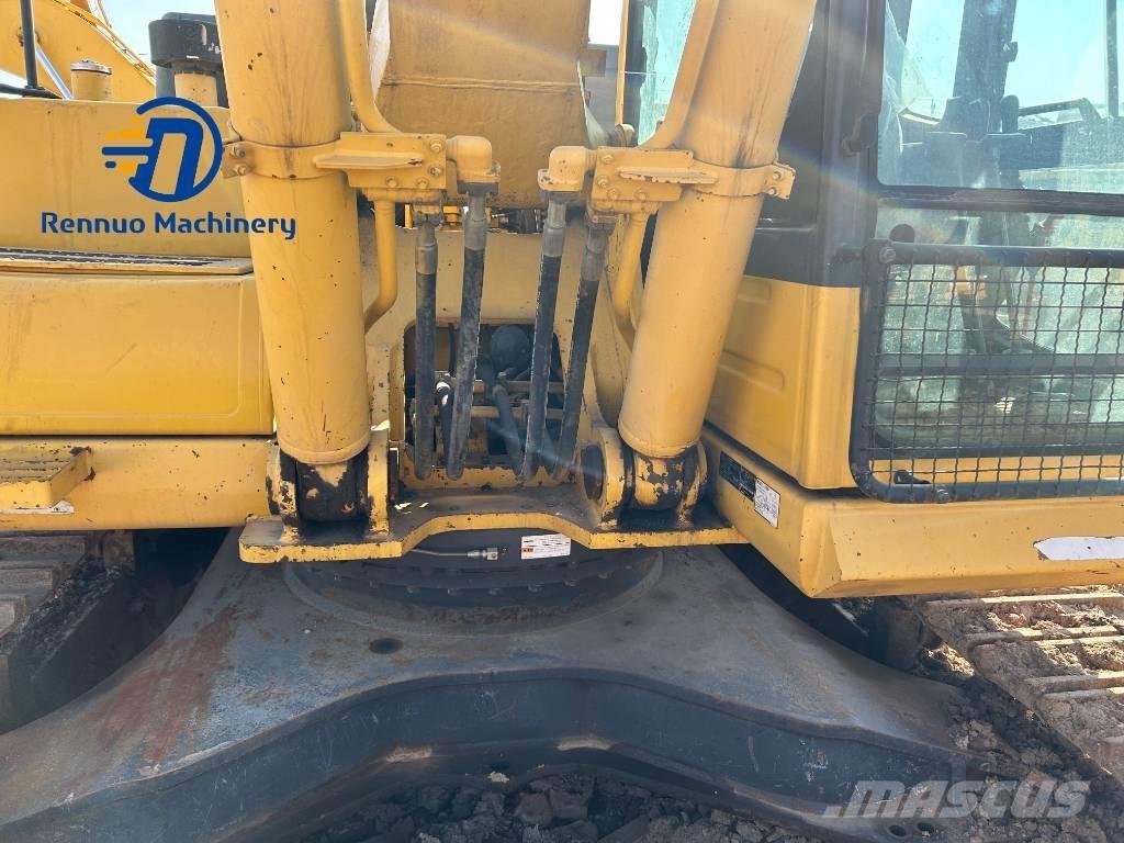 Komatsu PC 450-8 Pásové rýpadlá