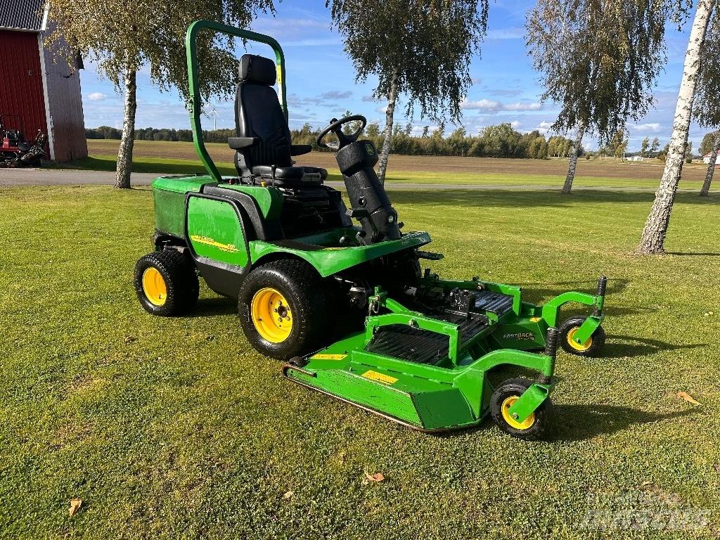 John Deere 1565 Samochodné kosačky