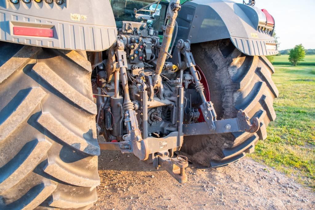 Fendt 828 Profi Plus Traktory