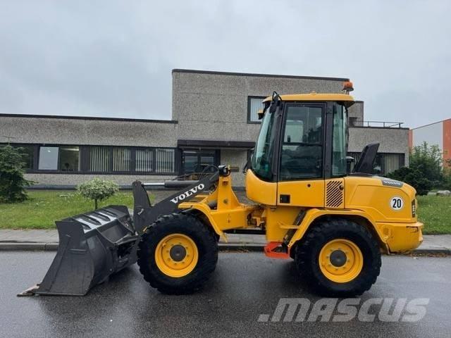 Volvo L 30 G Kolesové nakladače