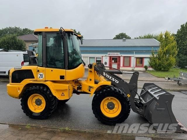 Volvo L 30 G Kolesové nakladače
