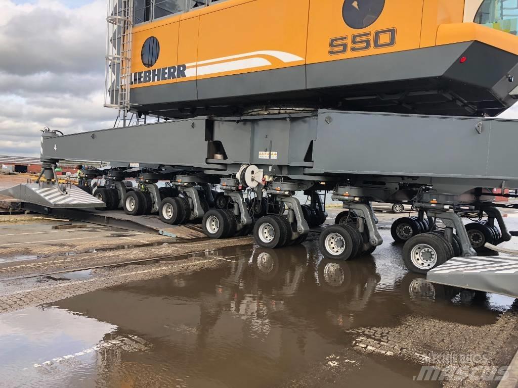 Liebherr LHM550 Prístavné žeriavy