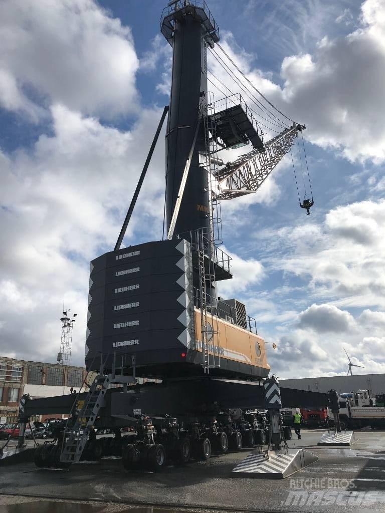 Liebherr LHM550 Prístavné žeriavy