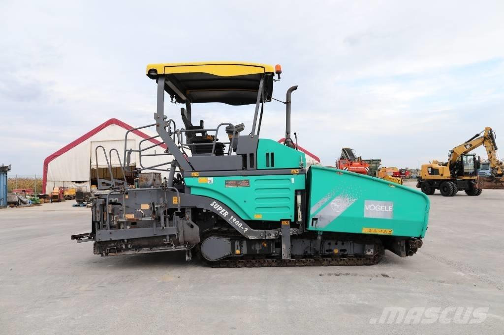 Vögele Super 1800 - 2 Finišéry