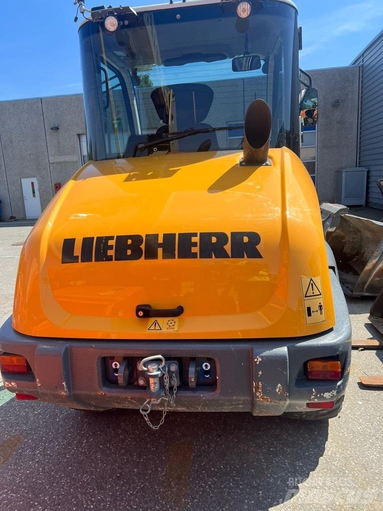 Liebherr L 506 Kolesové nakladače