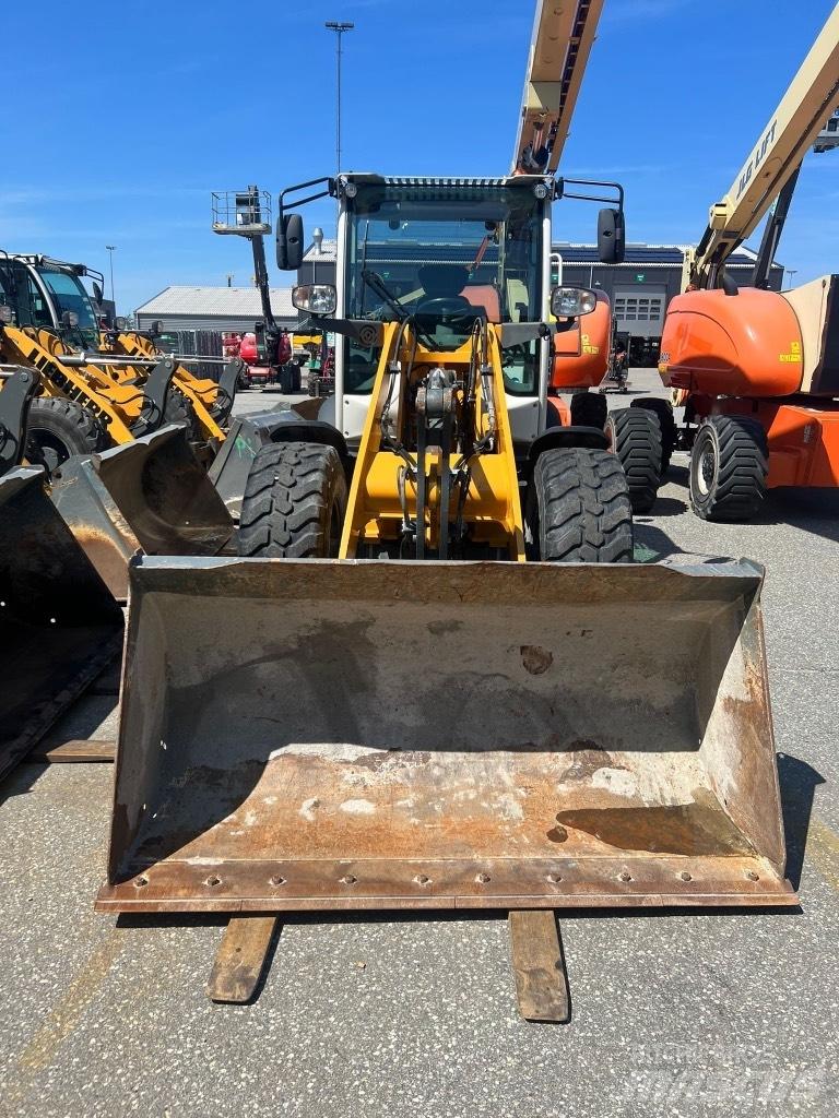 Liebherr L 506 Kolesové nakladače