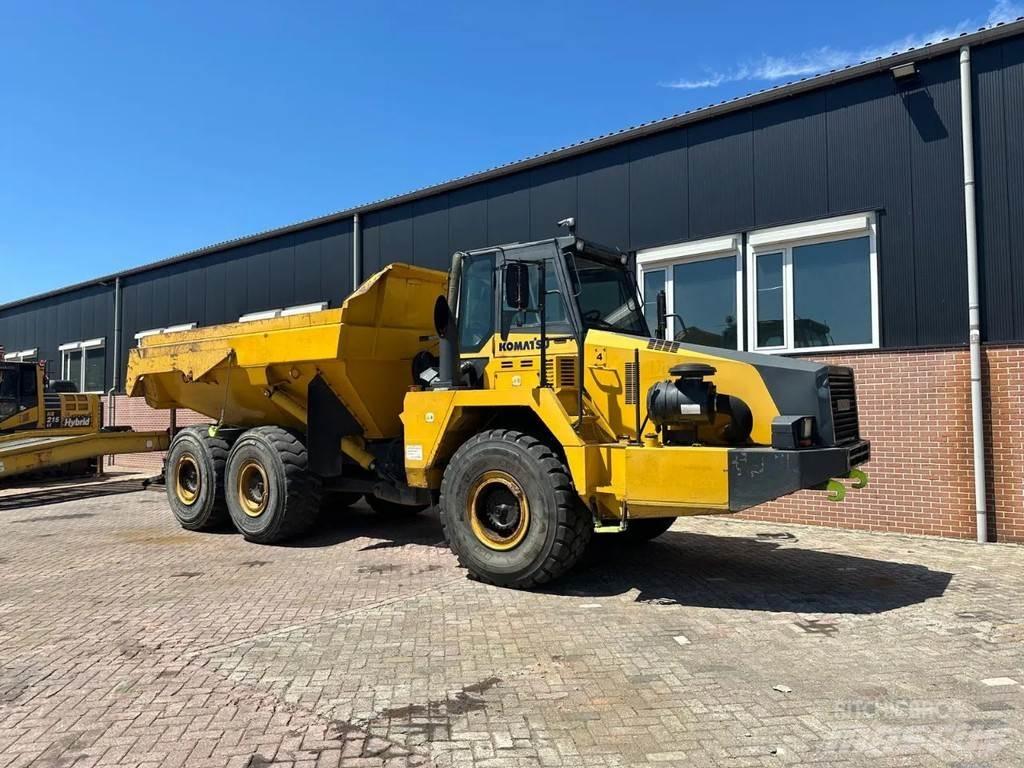 Komatsu HM300-2 Kĺbové nákladné autá
