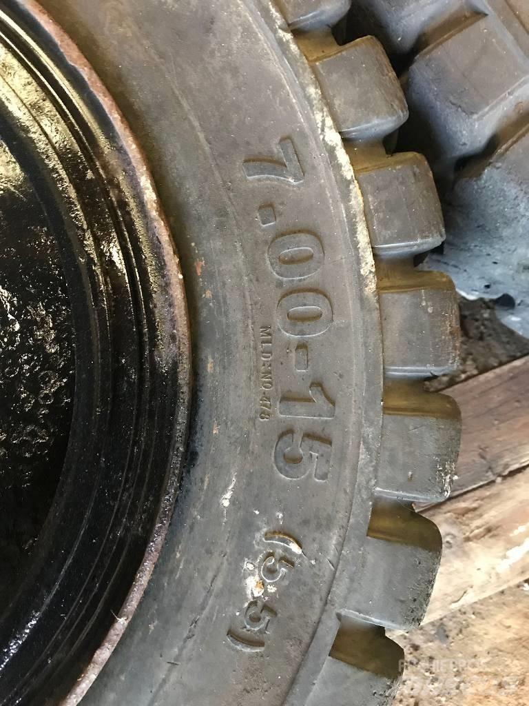 Bobcat S 175 Šmykom riadené nakladače