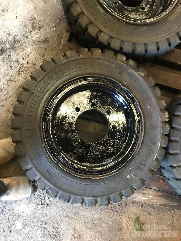 Bobcat S 175 Šmykom riadené nakladače