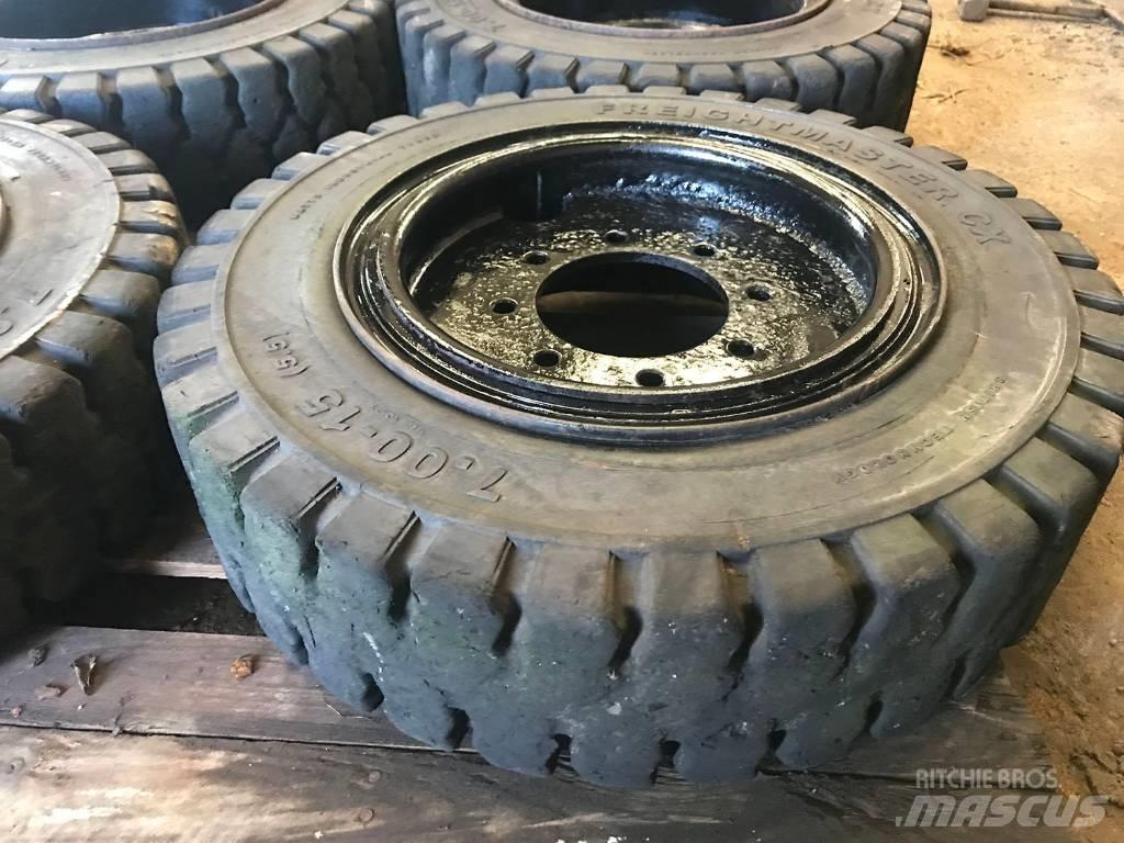 Bobcat S 175 Šmykom riadené nakladače