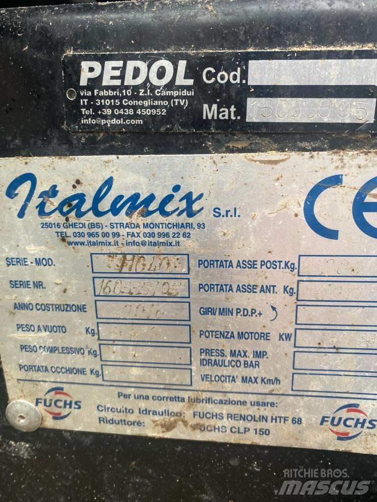  Matrix Rover Jumbo Miešačky krmív