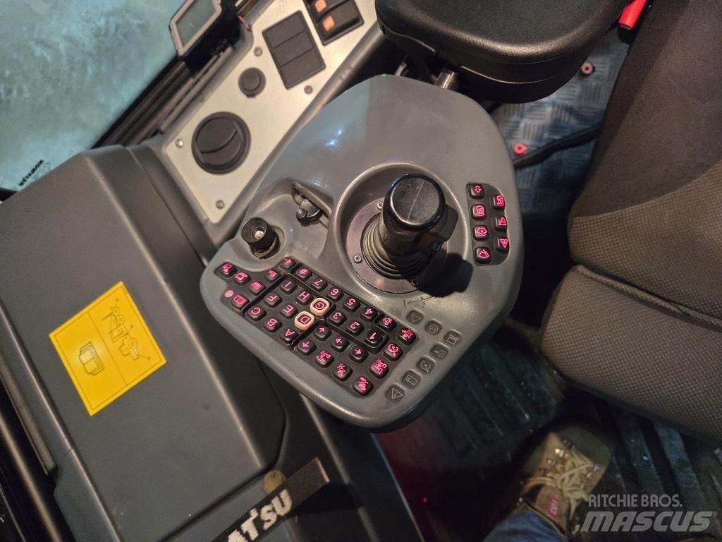 Komatsu 855.1 Lesné traktory