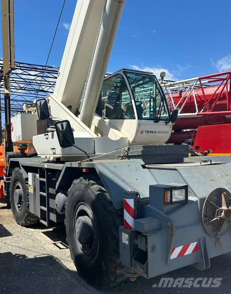 Terex A450 Žeriavy pre ťažký terén