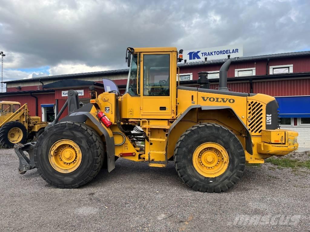 Volvo L 120 E Kolesové nakladače