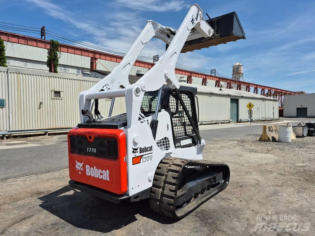 Bobcat T 770 Šmykom riadené nakladače