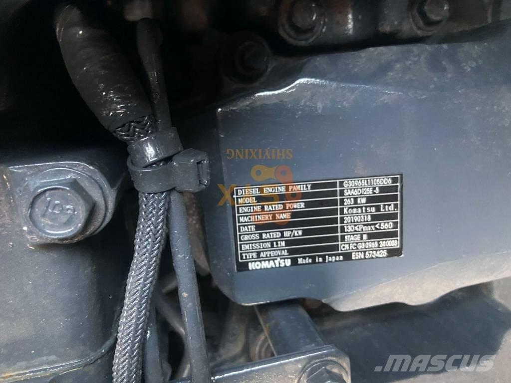 Komatsu PC 450-8 Pásové rýpadlá