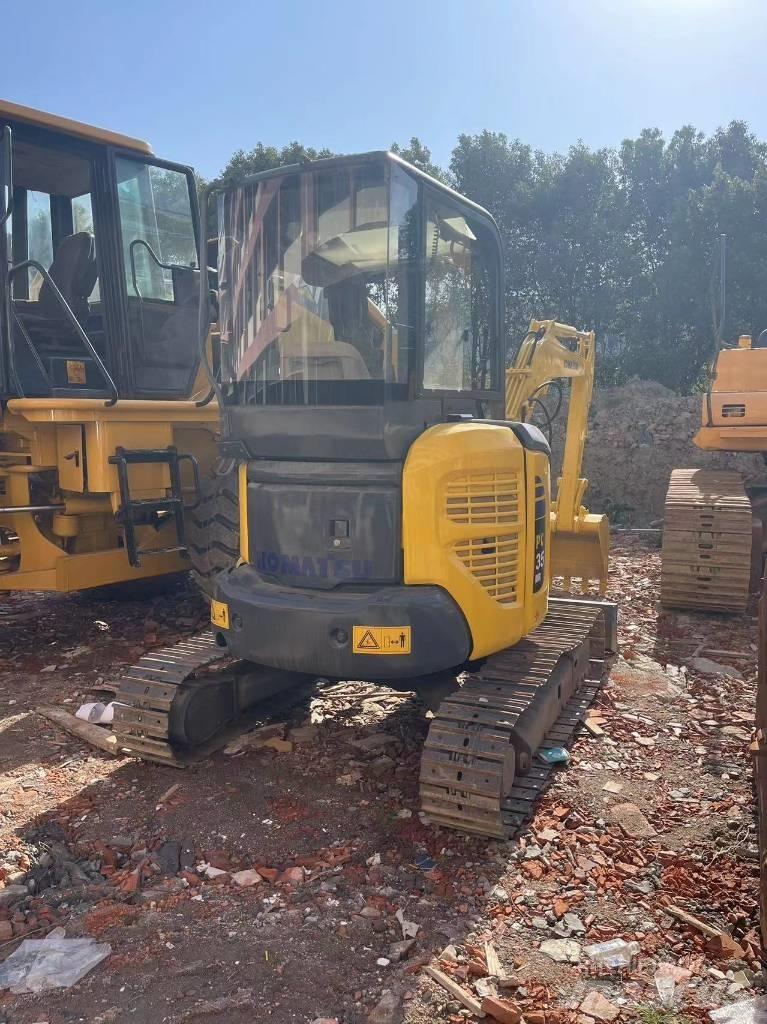 Komatsu PC 35 Pásové rýpadlá