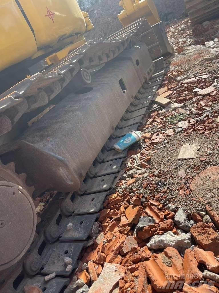 Komatsu PC 35 Pásové rýpadlá
